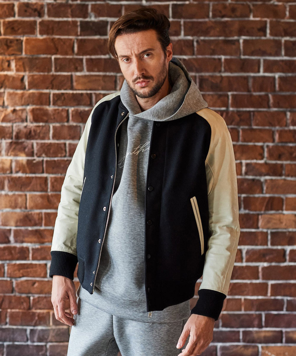 ACANTHUS アカンサス スタジャン