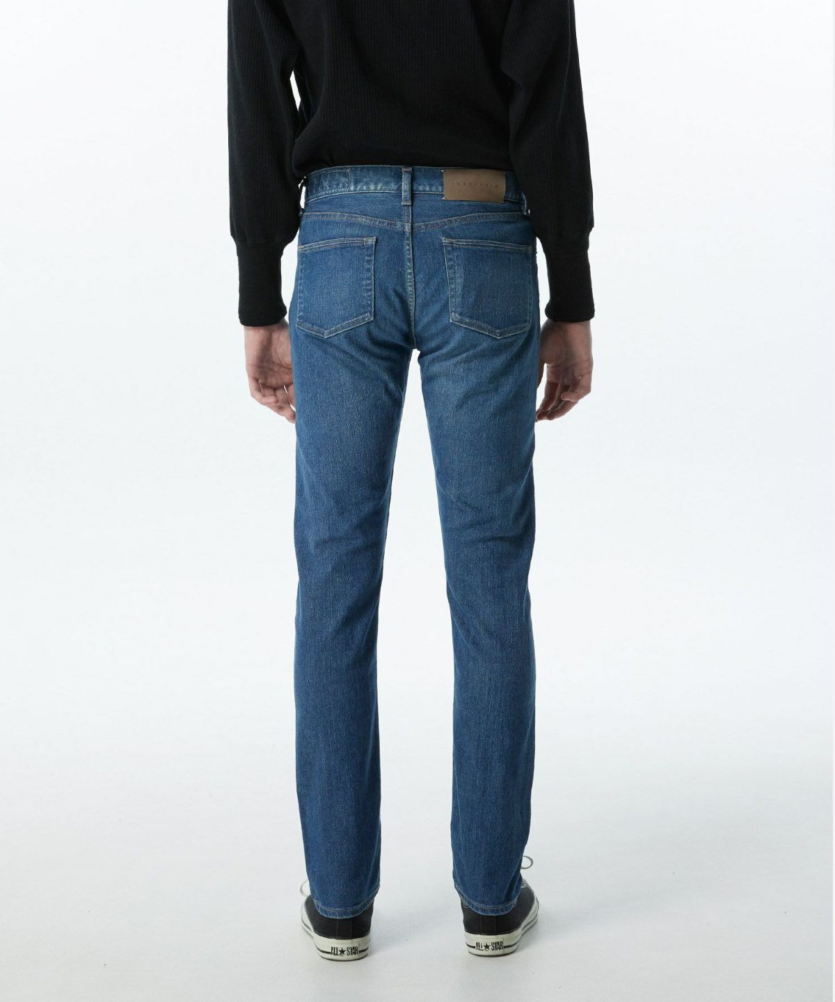 KURO クロ HELVETICA スキニージーンズ タイトデニム モンスターストレッチ お洒落