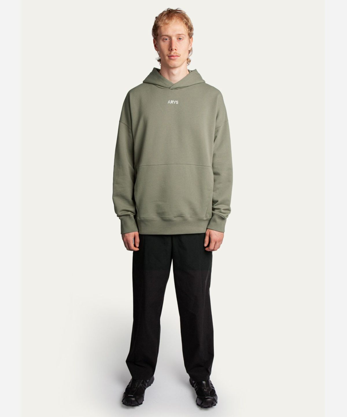 ARYS プルオーバー パーカー エリス ブランド