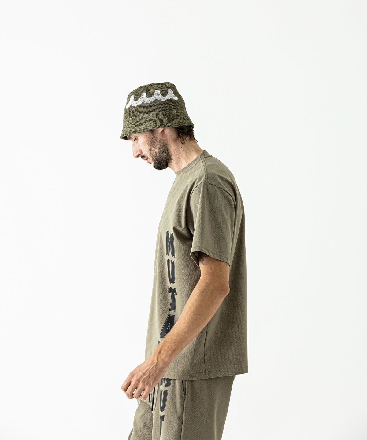 ACANTHUS アカンサス muta  Tシャツ