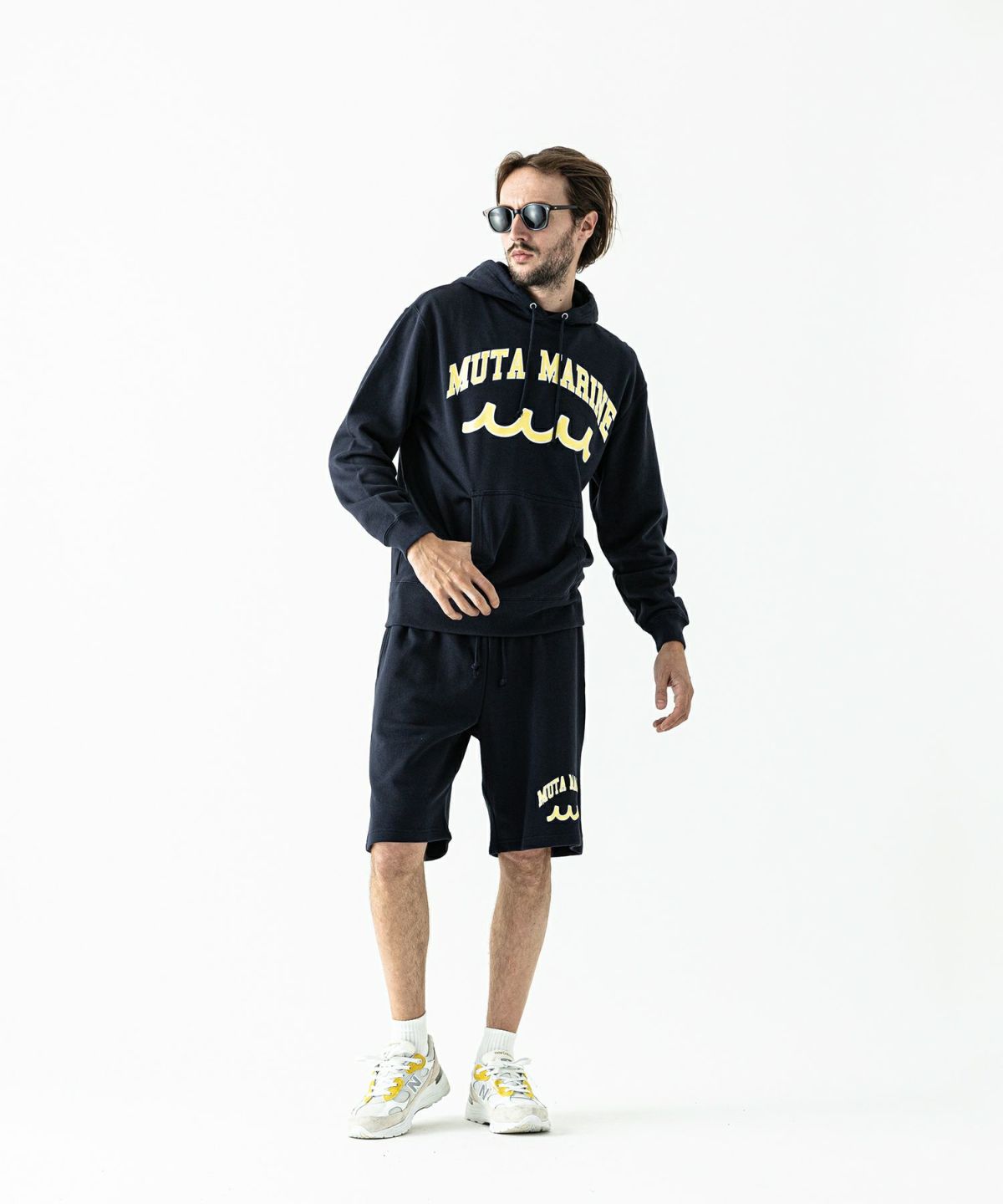 ACANTHUS アカンサス muta  パーカー