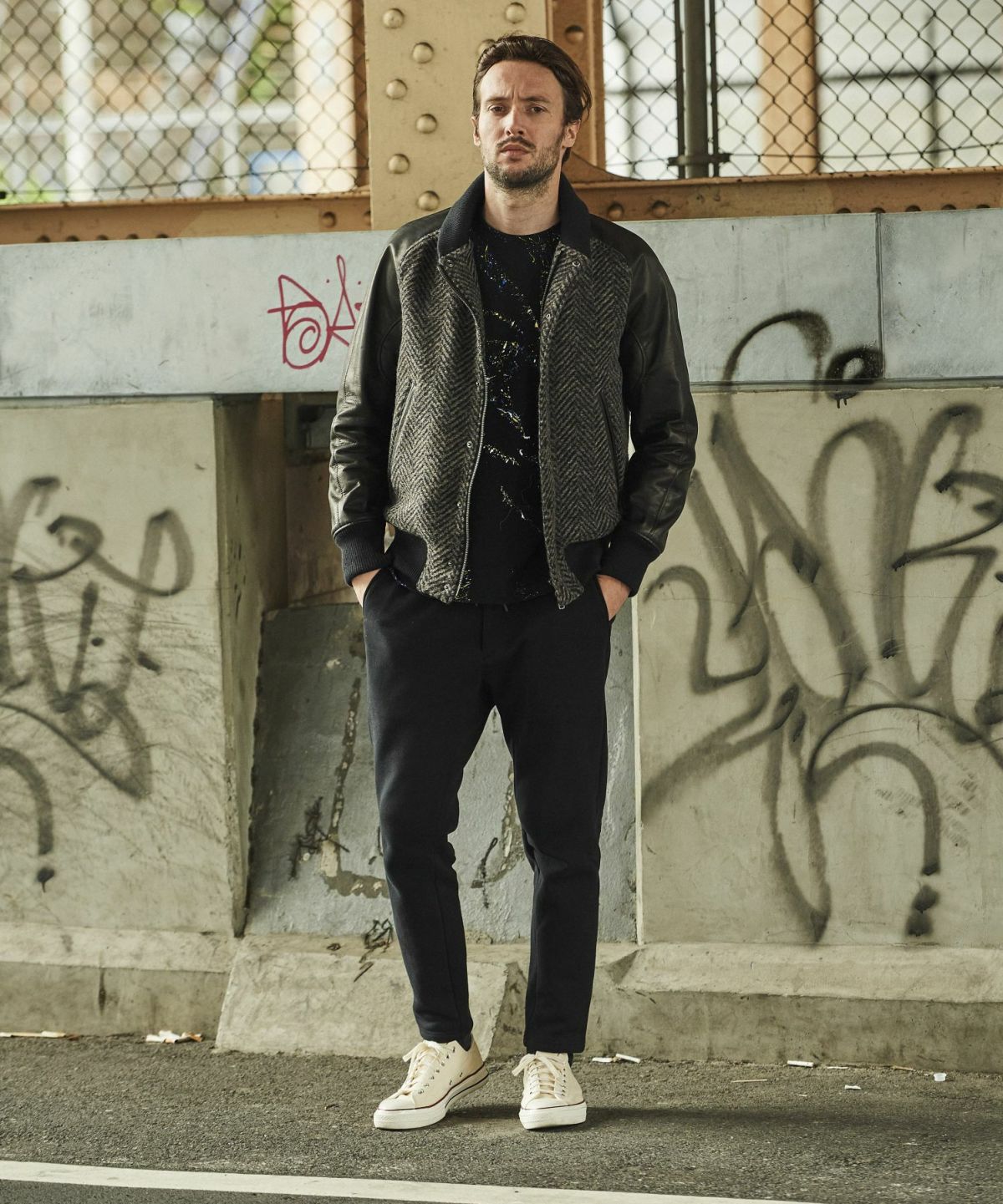 ACANTHUS アカンサス スタジャン