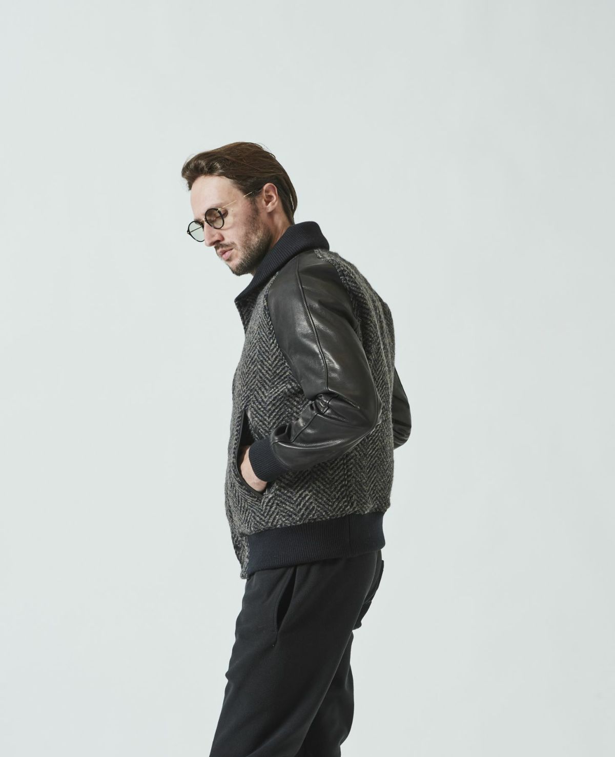 ACANTHUS アカンサス スタジャン