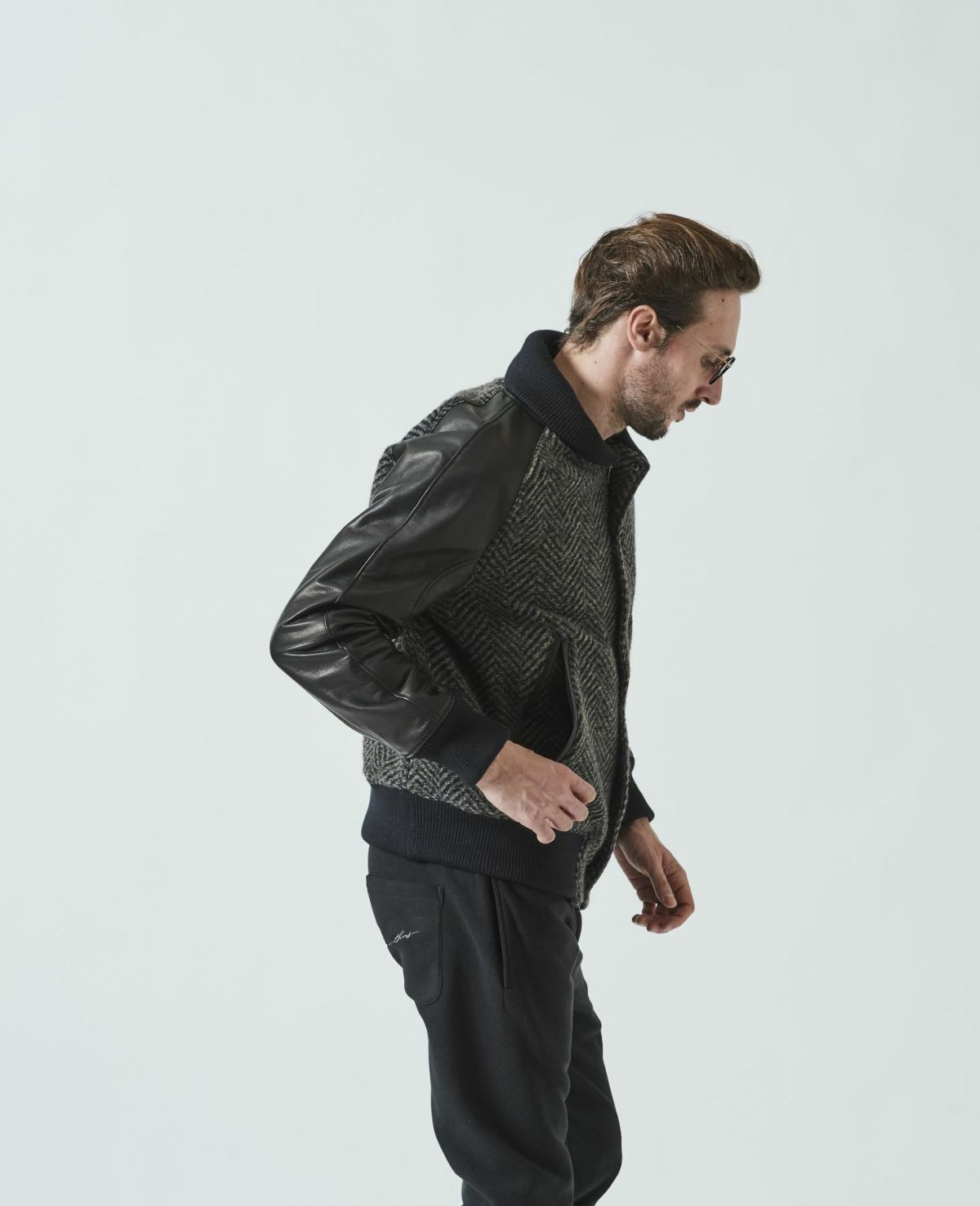 ACANTHUS アカンサス スタジャン