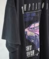 minami Anderson ミナミアンダーソン ナイトドライバー Tシャツ