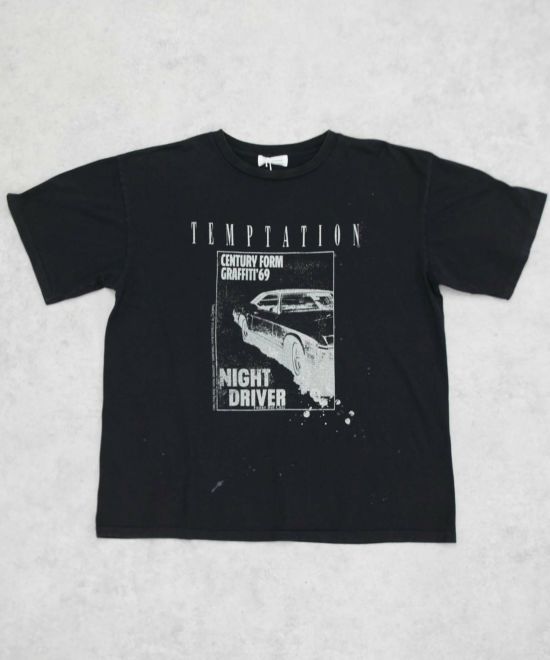 minami Anderson ミナミアンダーソン グラフィックTシャツ