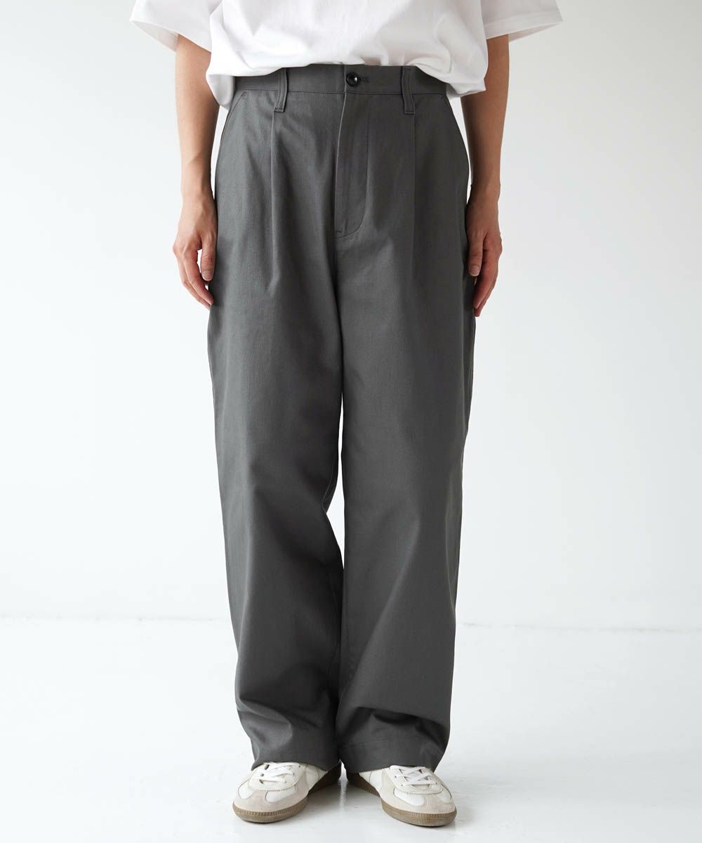 UITU TUCK TROUSERS UUP-004 チノパンツ